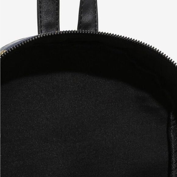 🎄 SALE! Wizarding World X Harry Potter Gold Quidditch Mini Backpack NWT Hogwarts - Picture 10 of 10